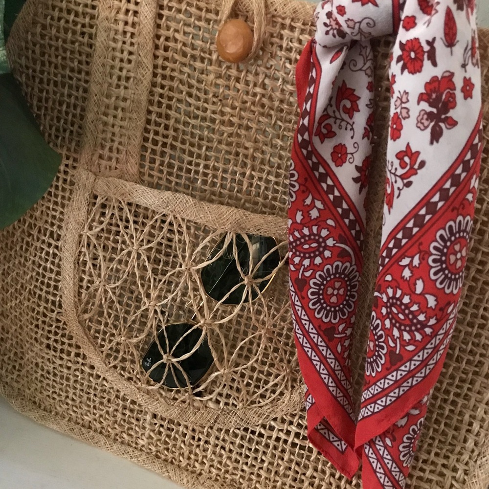 vintage straw market tote • vintage straw bag - Picture 2 of 5